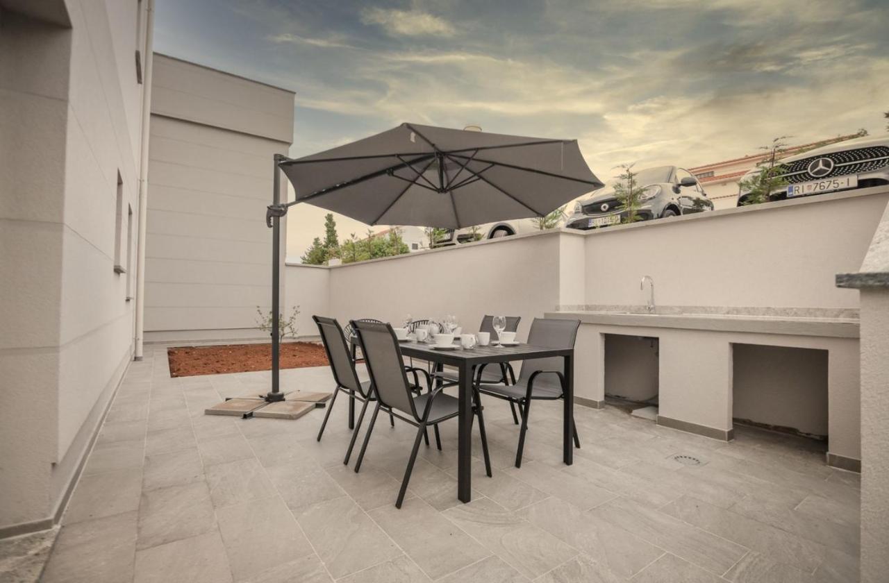 Luxury Apartments Villa Lacrima Šilo Eksteriør bilde