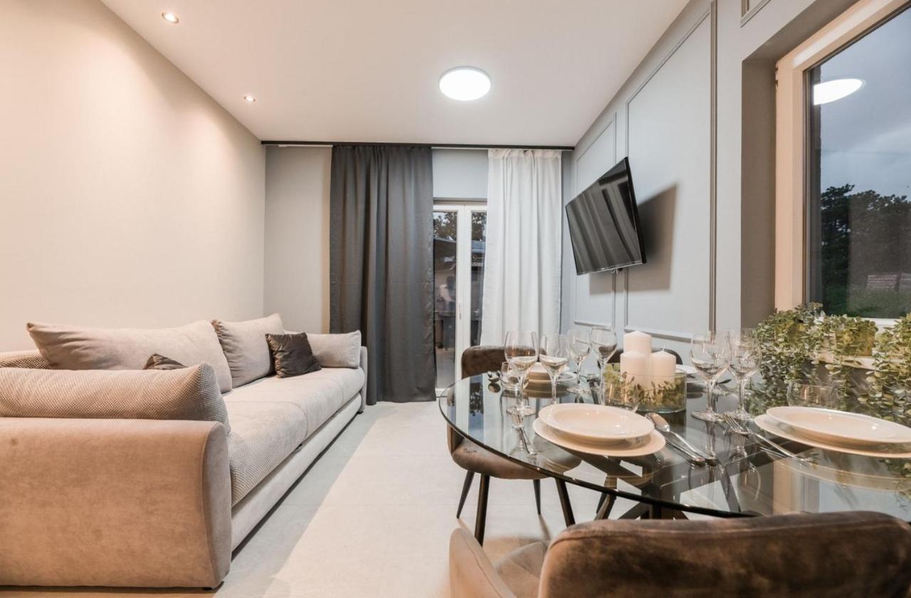 Luxury Apartments Villa Lacrima Šilo Eksteriør bilde