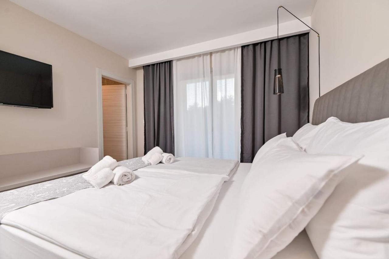 Luxury Apartments Villa Lacrima Šilo Eksteriør bilde